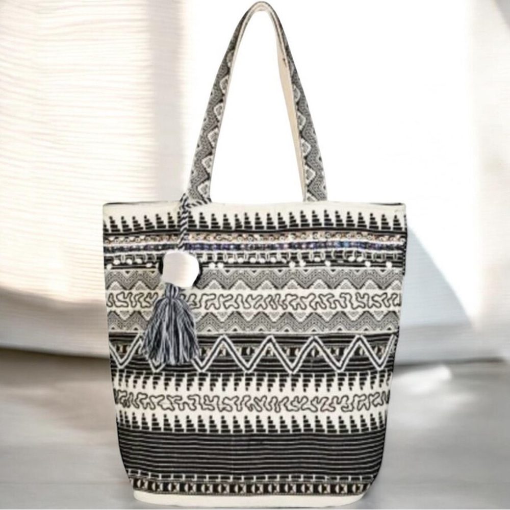 Fabulous MJ Black White Tribal Boho Tote Bag Large Pom Pom Tassel NWT